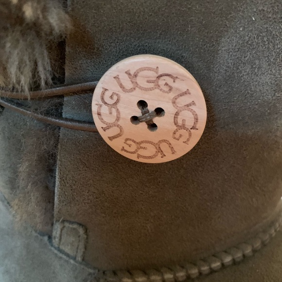 UGG Women's Boots Gray - Picture 8 of 15